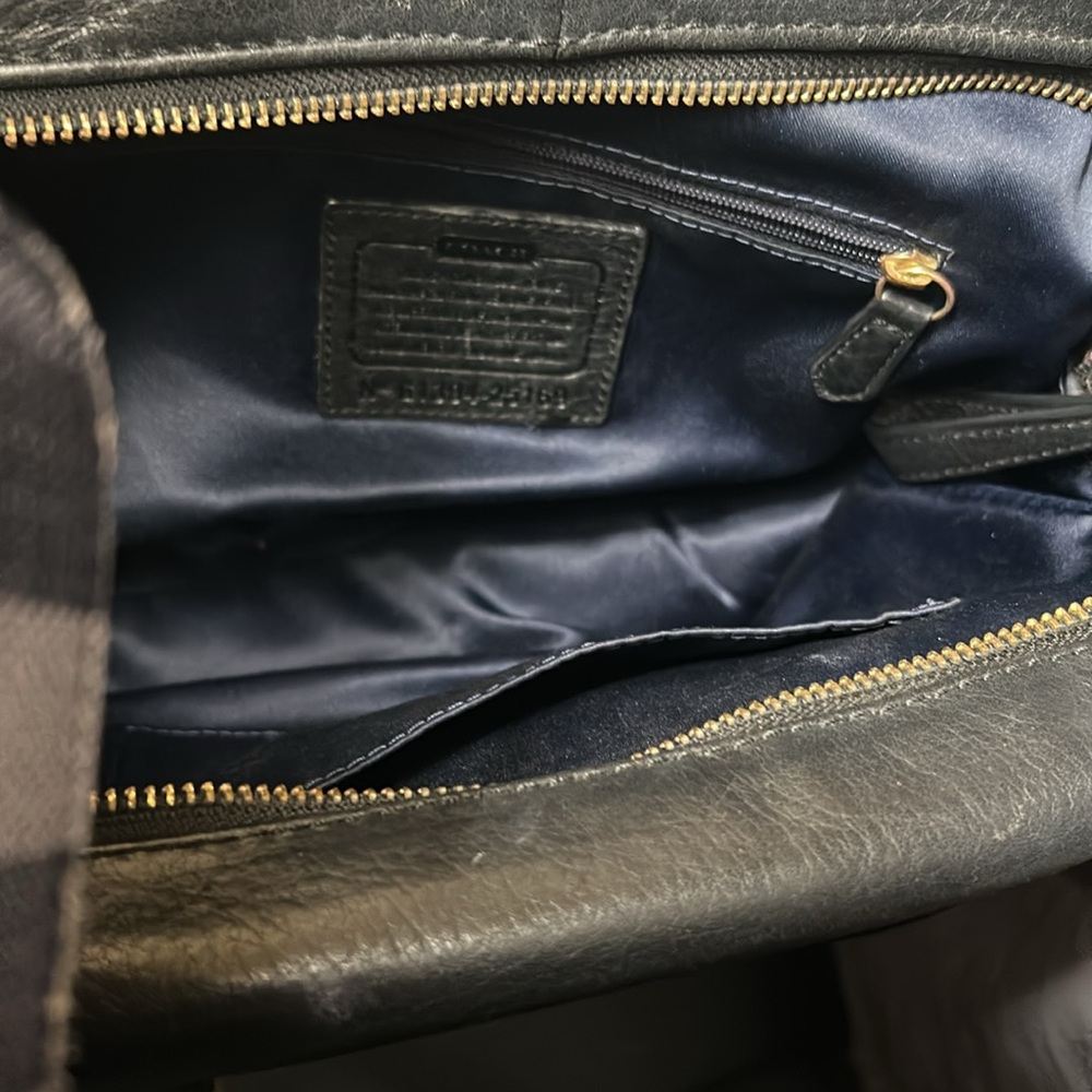 Black leather Coach handbag - Picture 5 of 5